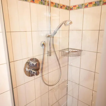Erholungs-apartment Mit Balkon Nahe Therme & Klinik Appartement *