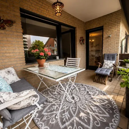 Апартаменты Erholungs-apartment Mit Balkon Nahe Therme & Klinik *